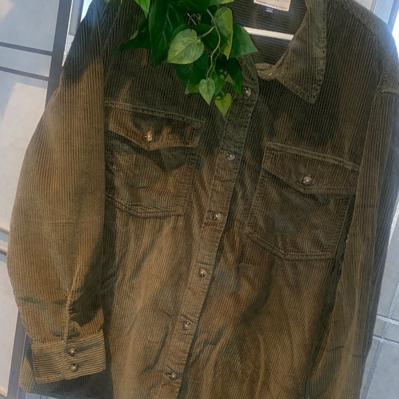 Saturdays New York City Other - American Eagle Olive Corduroy Button-Up Shacket